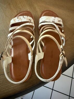 Toms Women's Multi-Strap Leather Sandals in Brown and Cream